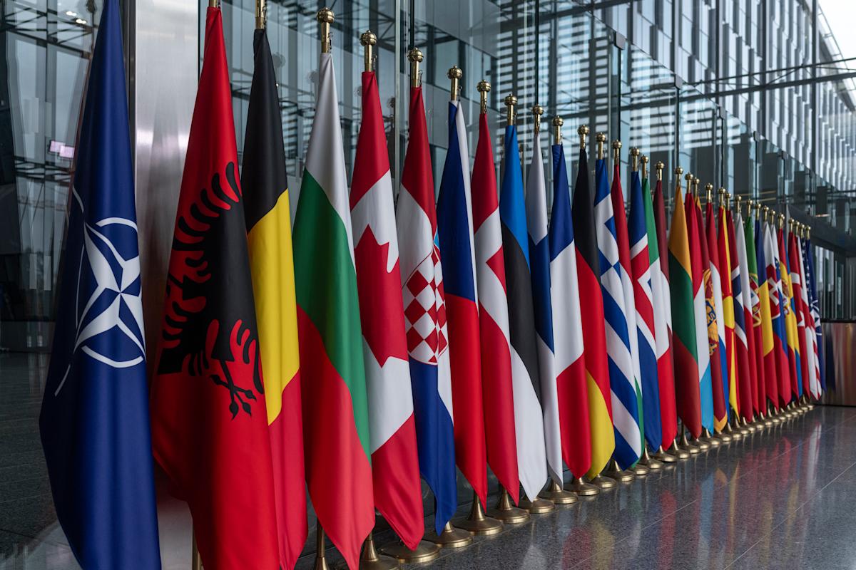 NATO approves the iPhone and iPad for classified use