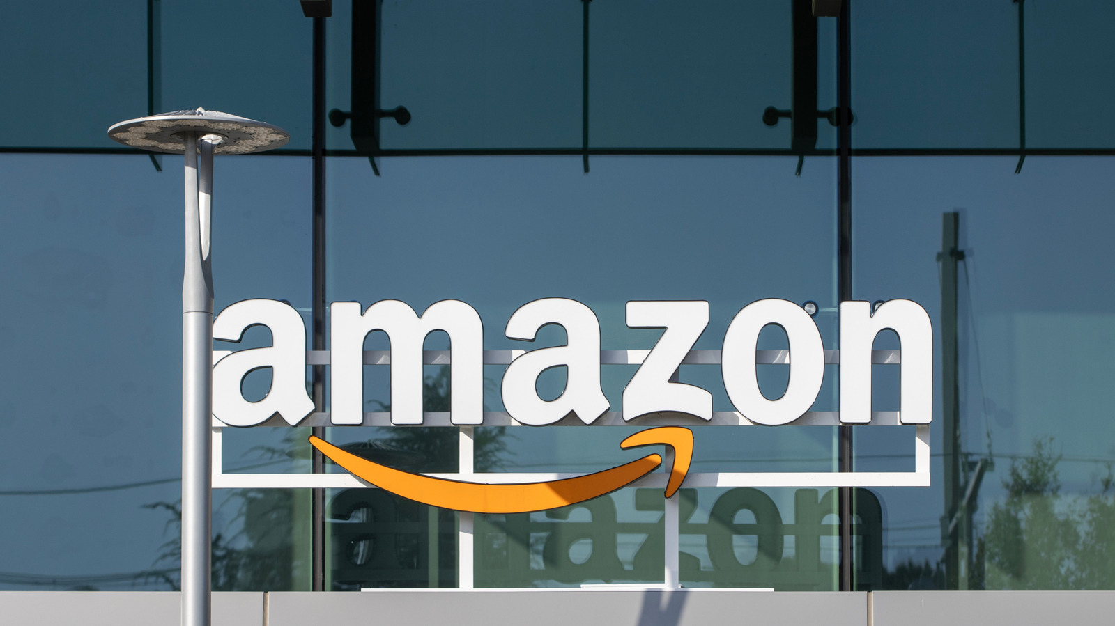 Amazon Is Facing A Class Action Lawsuit For Not Refunding Its Customers After ‘Unlawful’ Tariffs Amazon Is Facing A Class Action Lawsuit For Not Refunding Its Customers After ‘Unlawful’ Tariffs