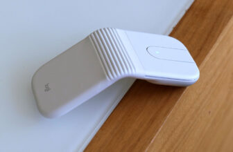 Logitech Mobi Fold Review: The Ultra-Compact Travel Mouse