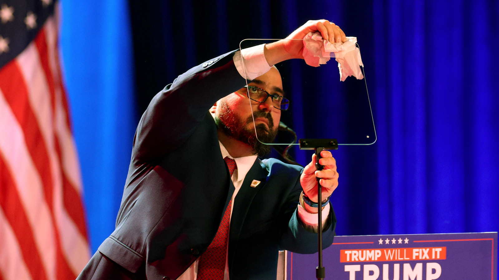 A White House Teleprompter Operator Reportedly Won Big Betting On Presidential Speeches