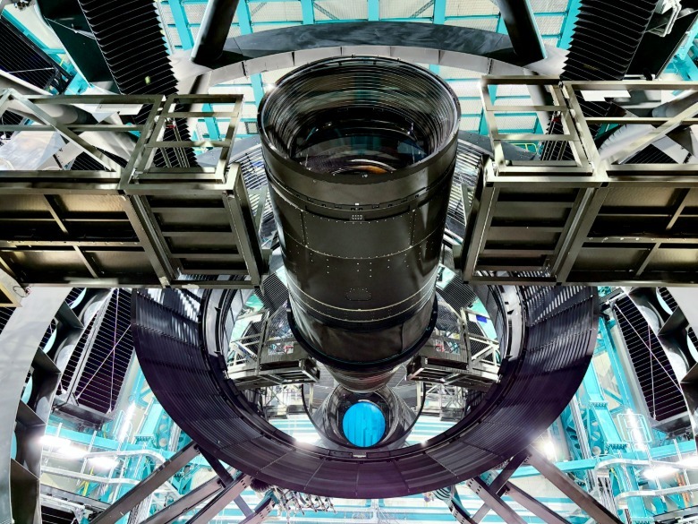 A 10-Year Sky Survey Begins Filming A ‘Cosmic Movie,’ Cyborg Cockroaches Go For A Dive And More Science Stories