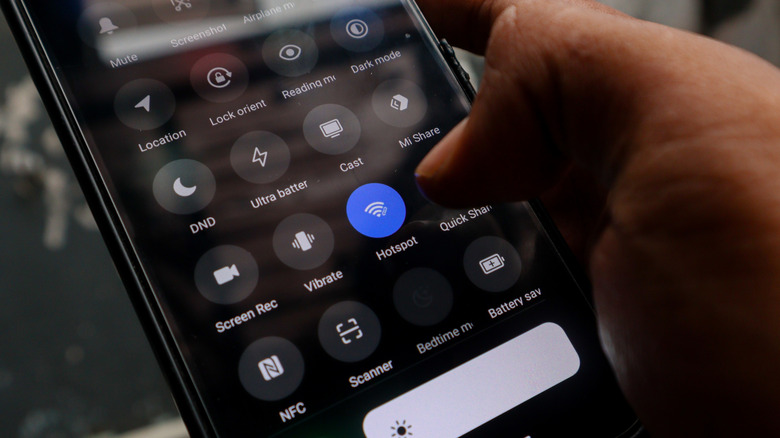 How To Use Your Old Android Phone As A Wi-Fi Extender