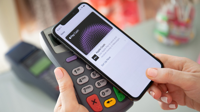 Apple Wallet Is Not The Same As Apple Pay: Here’s How They Differ