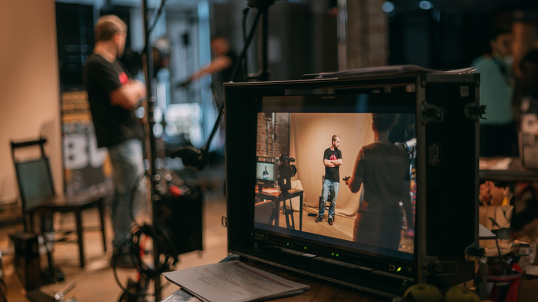 A director's screen showing an active movie set with cameras.