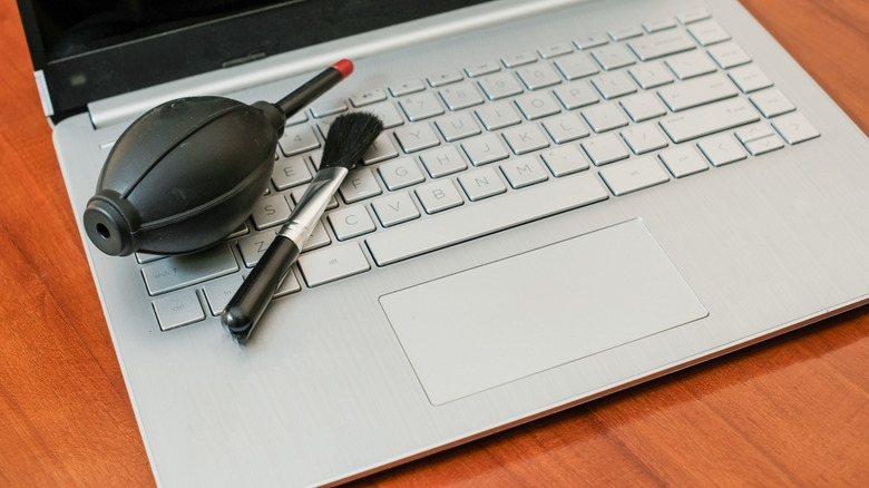 How To Properly Clean Your Laptop Fan