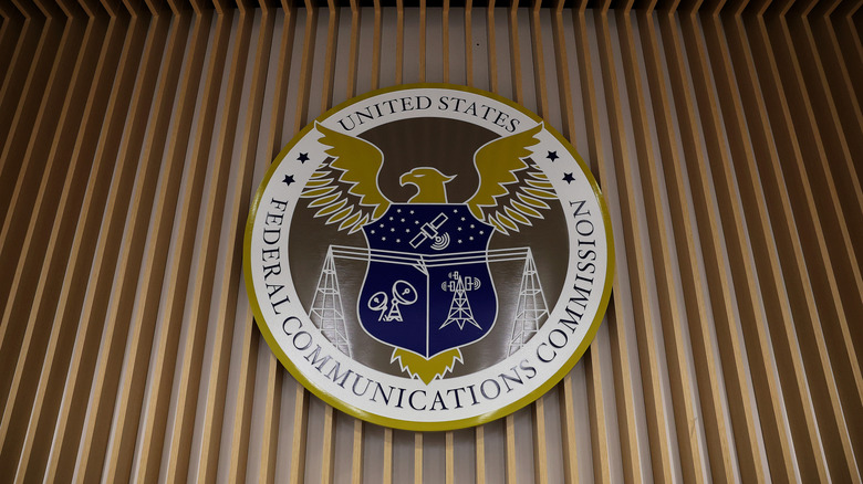 The FCC Proposes New Mid-Band Spectrum Auction And Unlocking 800MHz For Drones